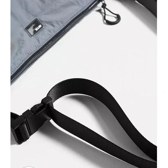 Urban Outfitters iets frans...  Mini Sling Crossbody Slate NEW - Picture 4 of 6